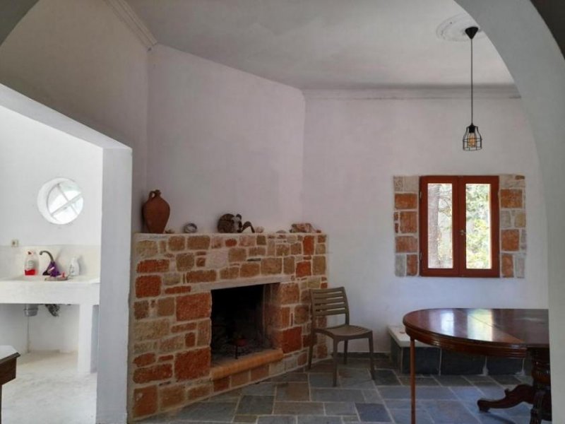 Sikia Kreta, Sikia: Drei Häuser auf einem Grundstück mit Meerblick zu verkaufen Haus kaufen